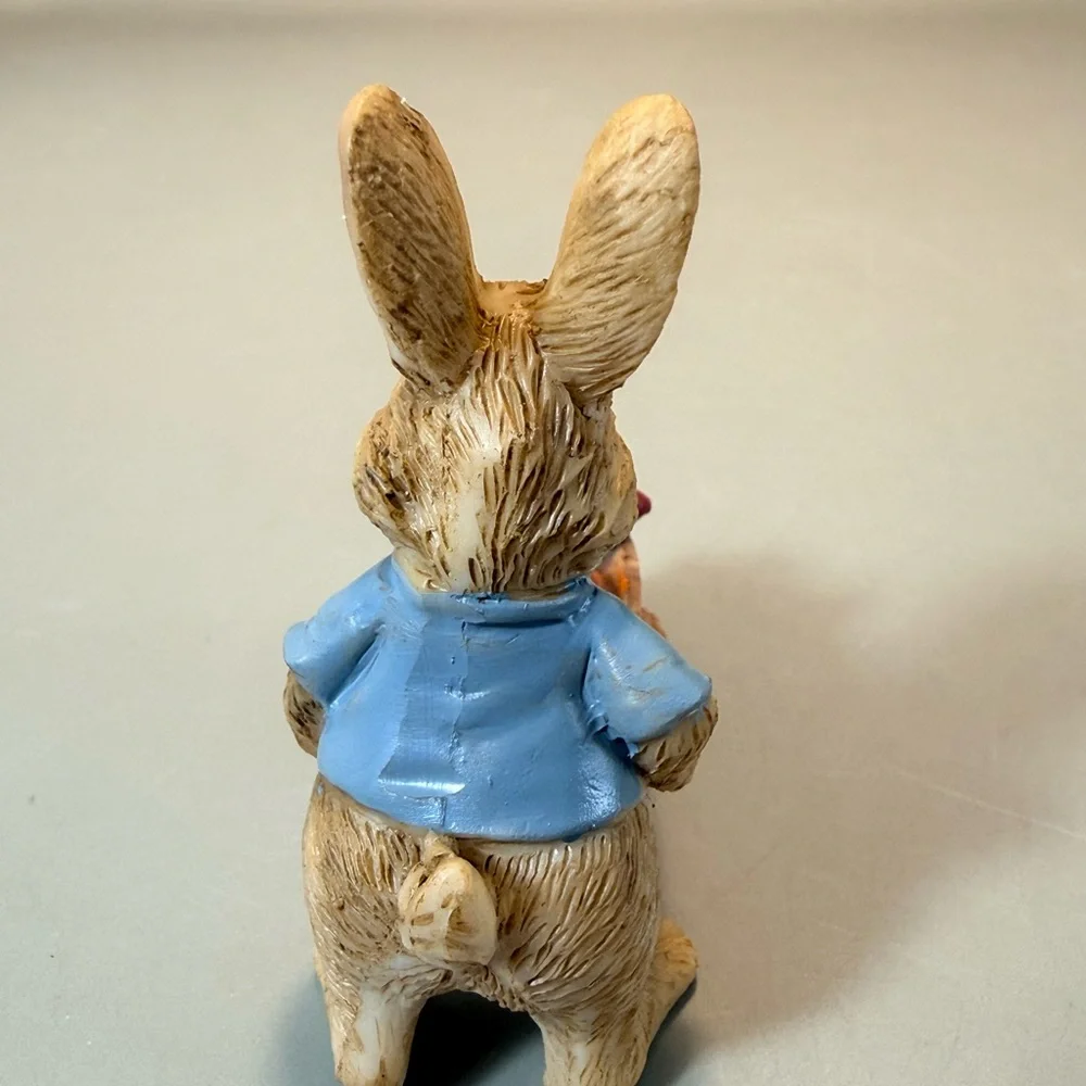 Charming Rabbit Miniature Figurine Carrying Wagon with Carrots NEW